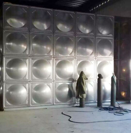 ɽ�����P�ˮ��